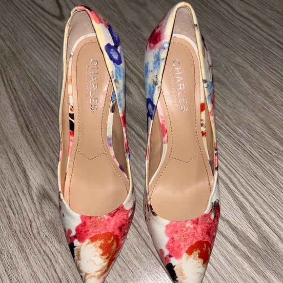 Charles by Charles David Floral Heels - Picture 2 of 4